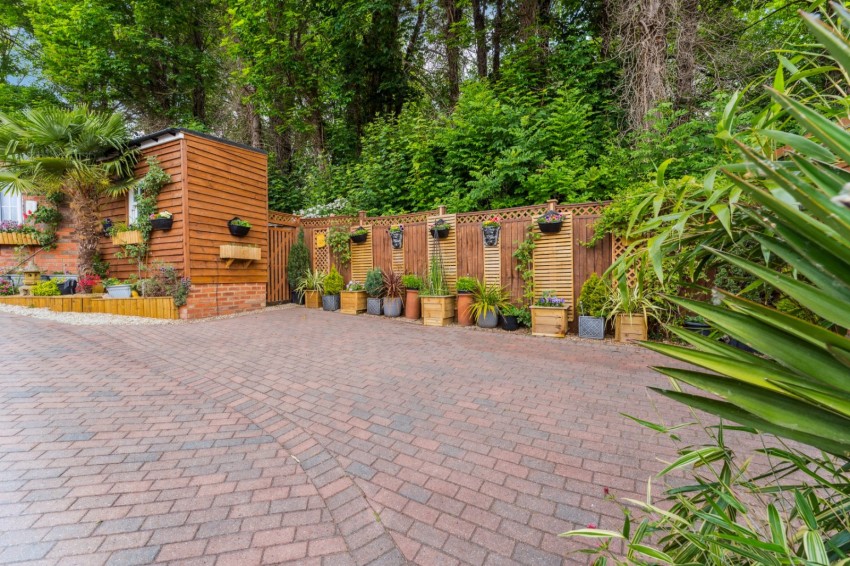 Images for High Wycombe, Buckinghamshire EAID:2640919782 BID:FHH