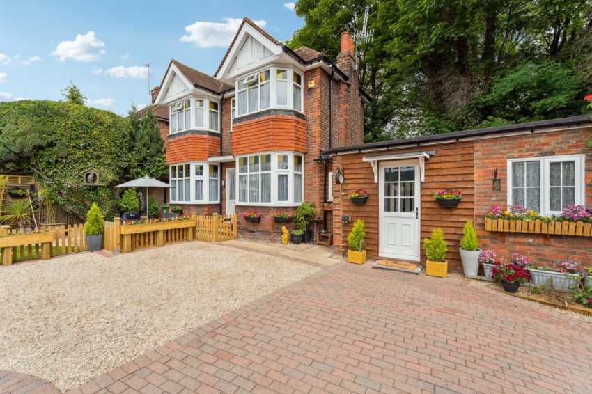 Images for High Wycombe, Buckinghamshire EAID:2640919782 BID:FHH