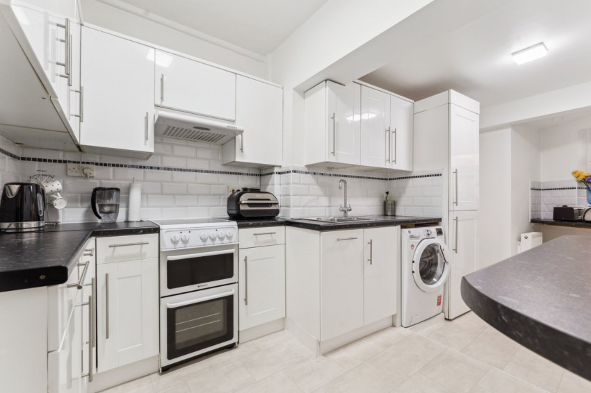 Images for High Wycombe, Buckinghamshire EAID:2640919782 BID:FHH