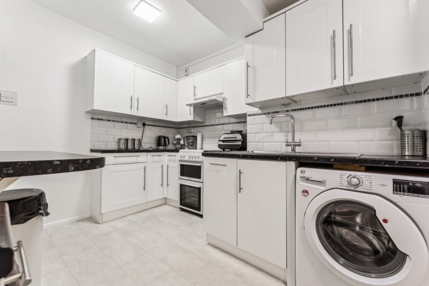 Images for High Wycombe, Buckinghamshire EAID:2640919782 BID:FHH