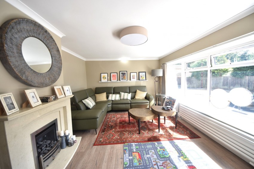 Images for Burnham, Slough, Buckinghamshire EAID:2640919782 BID:FHH
