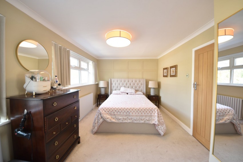 Images for Burnham, Slough, Buckinghamshire EAID:2640919782 BID:FHH