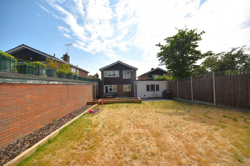 Images for Burnham, Slough, Buckinghamshire EAID:2640919782 BID:FHH