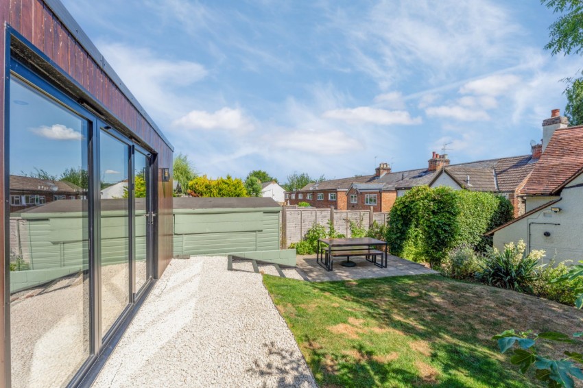 Images for Wooburn Green, High Wycombe, Buckinghamshire EAID:2640919782 BID:FHH