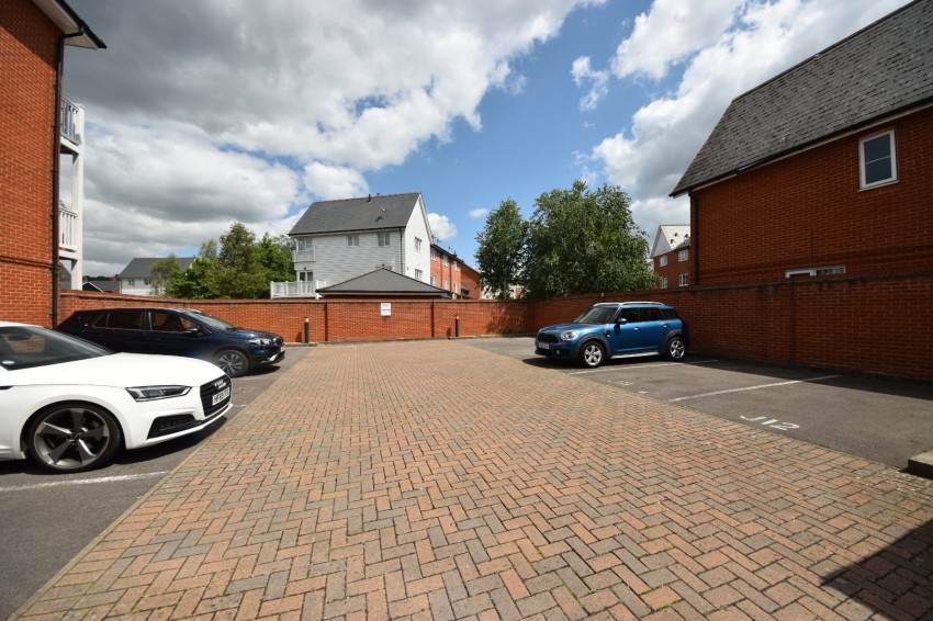 Images for High Wycombe, Buckinghamshire EAID:2640919782 BID:FHL