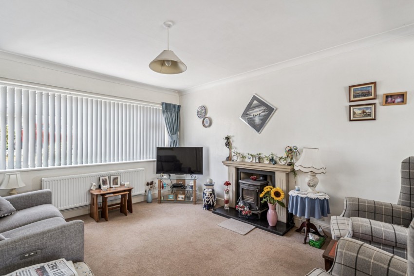 Images for Wooburn Green, High Wycombe, Buckinghamshire EAID:2640919782 BID:FHH