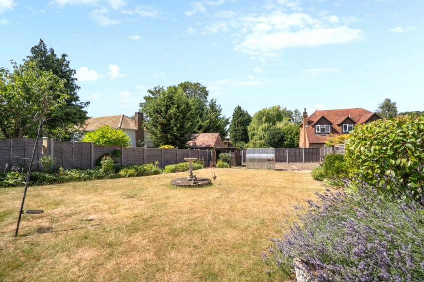 Images for Wooburn Green, High Wycombe, Buckinghamshire EAID:2640919782 BID:FHH