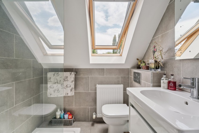 Images for Wooburn Green, High Wycombe, Buckinghamshire EAID:2640919782 BID:FHH