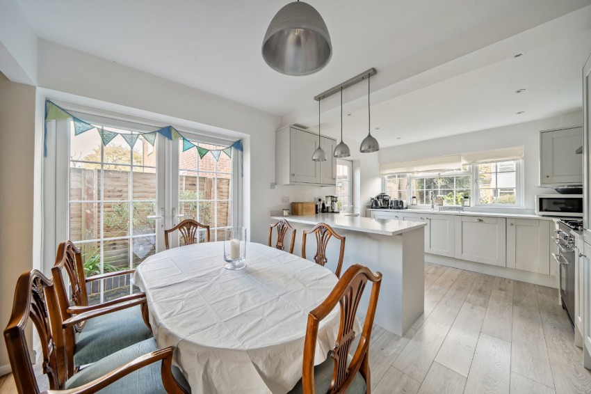 Images for Flackwell Heath, High Wycombe, Buckinghamshire EAID:2640919782 BID:FHH