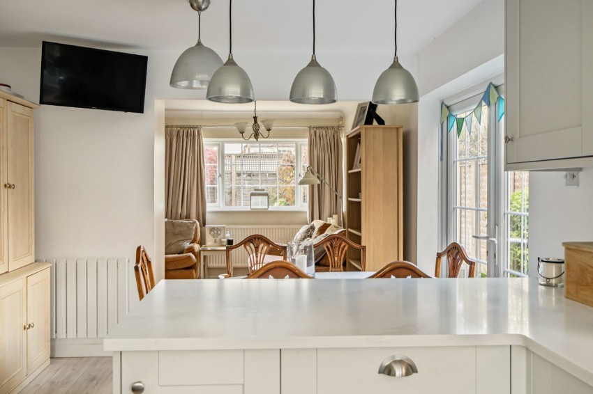 Images for Flackwell Heath, High Wycombe, Buckinghamshire EAID:2640919782 BID:FHH