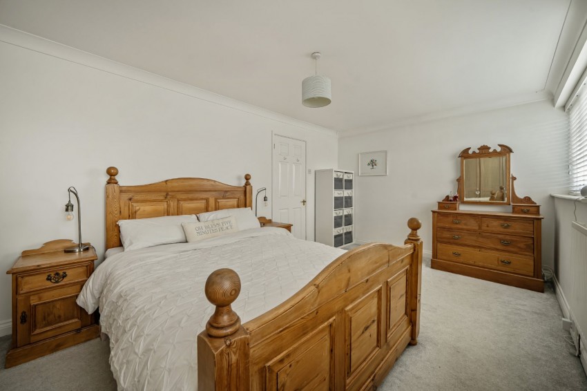 Images for Flackwell Heath, High Wycombe, Buckinghamshire EAID:2640919782 BID:FHH