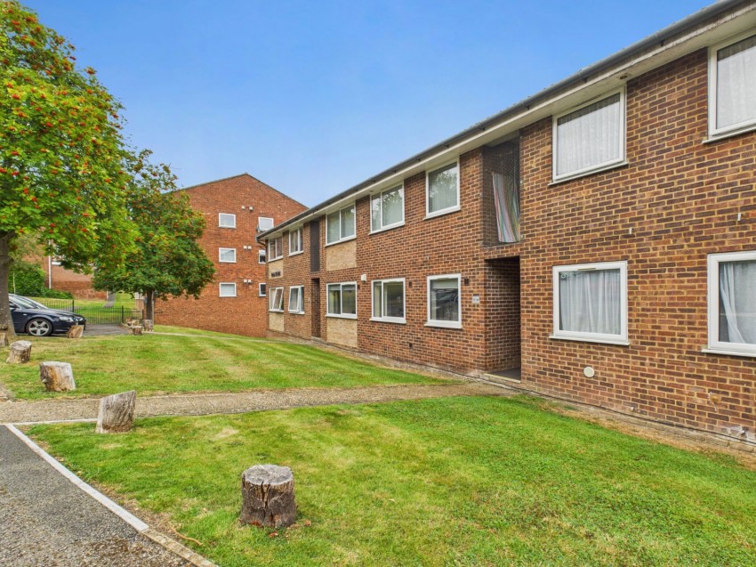 Images for High Wycombe, Buckinghamshire EAID:2640919782 BID:FHH