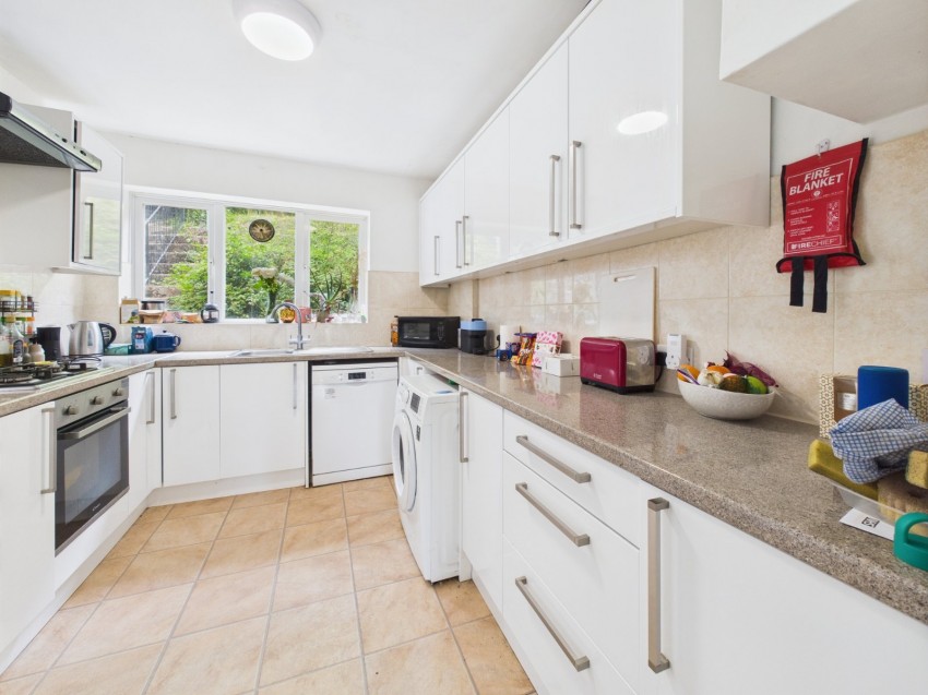 Images for High Wycombe, Buckinghamshire EAID:2640919782 BID:FHH