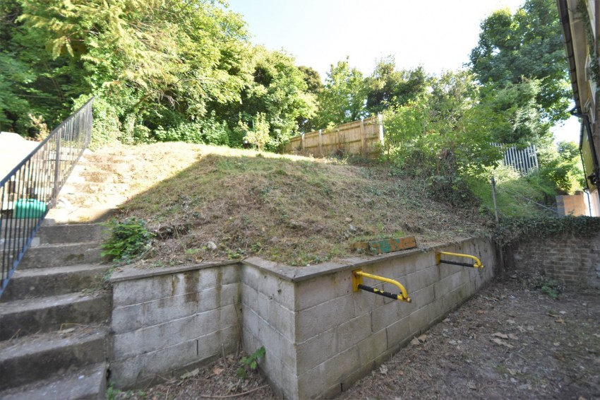 Images for High Wycombe, Buckinghamshire EAID:2640919782 BID:FHH