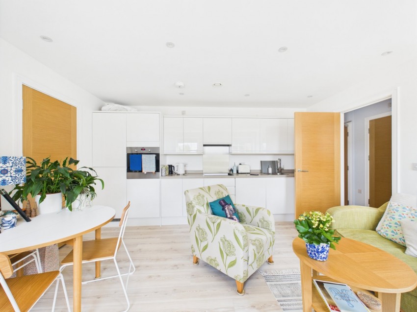 Images for Loudwater, High Wycombe, Buckinghamshire EAID:2640919782 BID:FHH