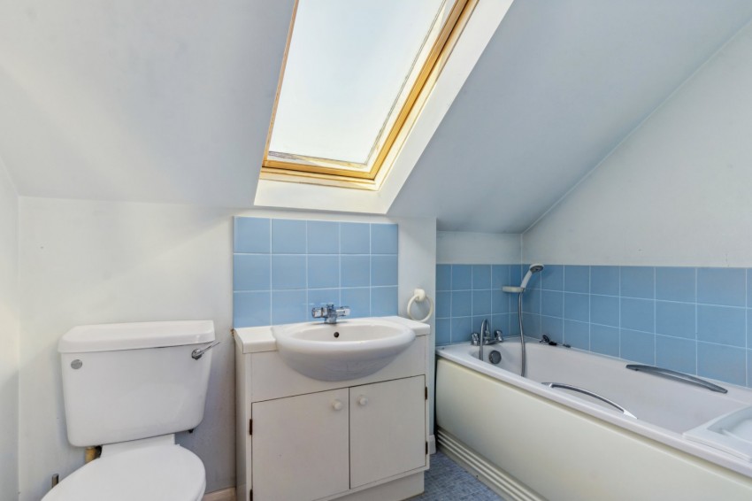 Images for Flackwell Heath, High Wycombe, Buckinghamshire EAID:2640919782 BID:FHL