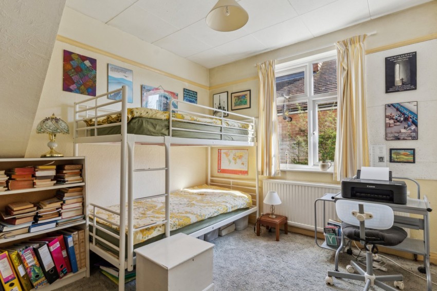 Images for Flackwell Heath, High Wycombe, Buckinghamshire EAID:2640919782 BID:FHL