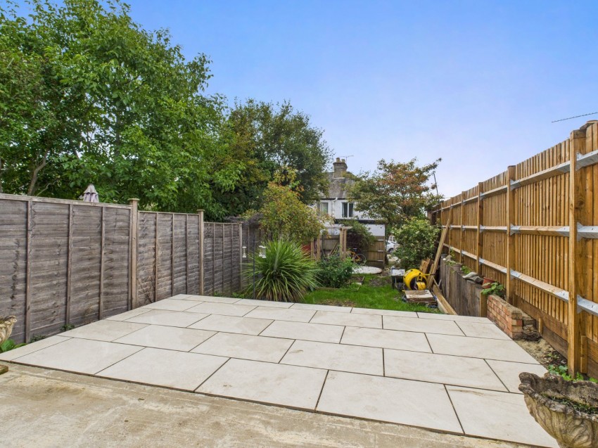 Images for Flackwell Heath, High Wycombe, Buckinghamshire EAID:2640919782 BID:FHL