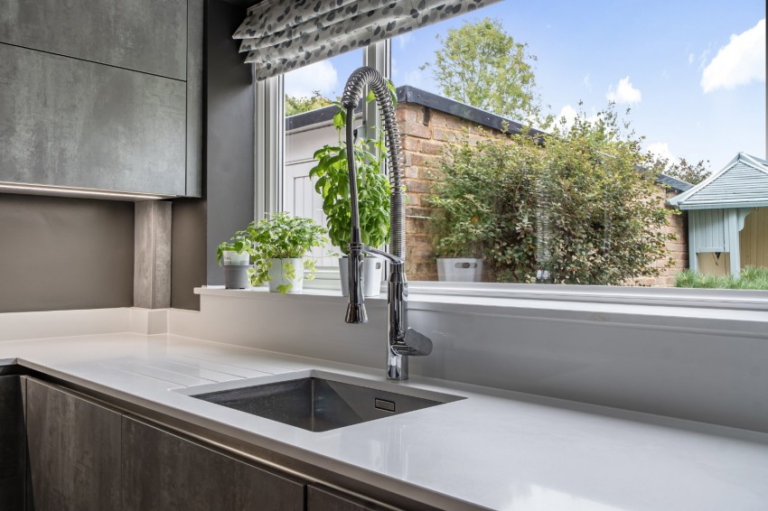 Images for Flackwell Heath, High Wycombe, Buckinghamshire EAID:2640919782 BID:FHH