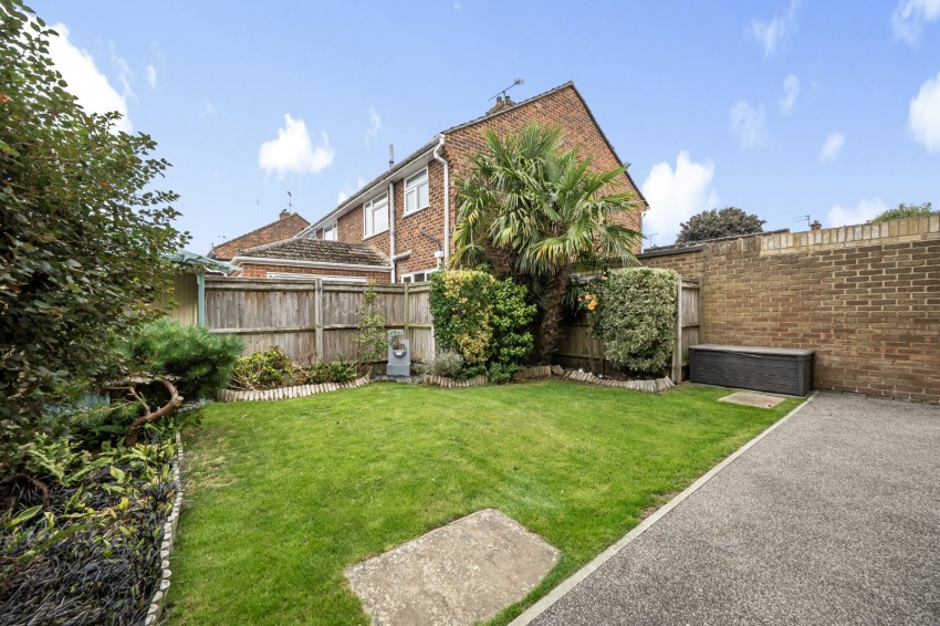 Images for Flackwell Heath, High Wycombe, Buckinghamshire EAID:2640919782 BID:FHH