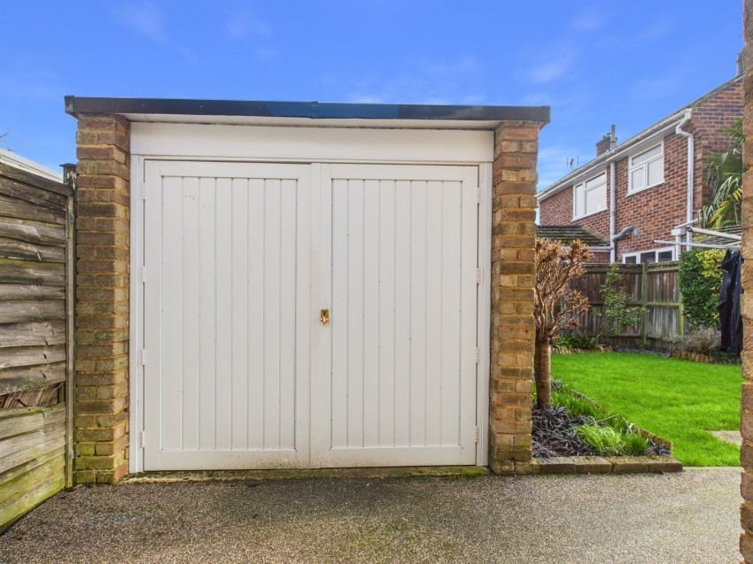 Images for Flackwell Heath, High Wycombe, Buckinghamshire EAID:2640919782 BID:FHH