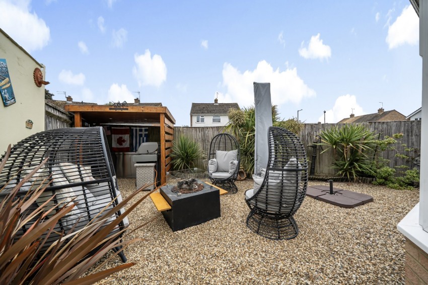 Images for Flackwell Heath, High Wycombe, Buckinghamshire EAID:2640919782 BID:FHH