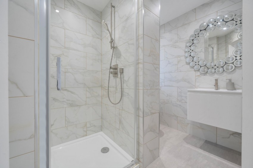 Images for Flackwell Heath, High Wycombe, Buckinghamshire EAID:2640919782 BID:FHH