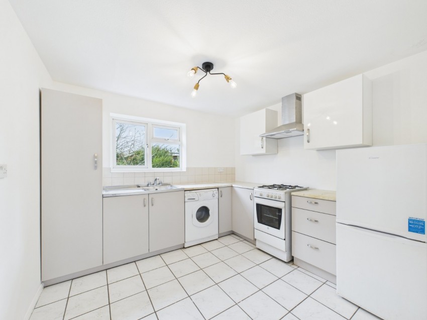 Images for The Common, Flackwell Heath, High Wycombe EAID:2640919782 BID:FHL