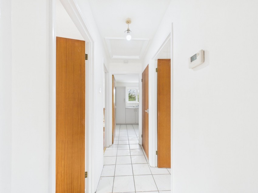 Images for The Common, Flackwell Heath, High Wycombe EAID:2640919782 BID:FHL