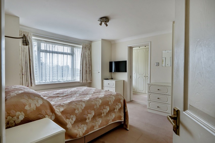 Images for Flackwell Heath, High Wycombe, Buckinghamshire EAID:2640919782 BID:FHH