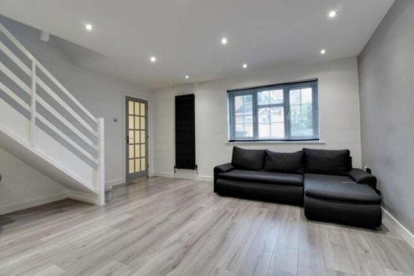 Images for High Wycombe, Buckinghamshire EAID:2640919782 BID:FHH