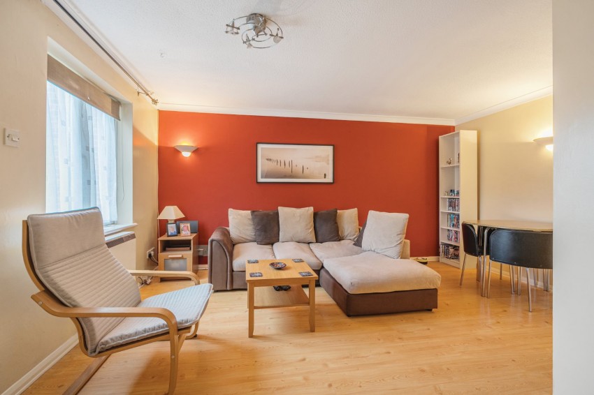 Images for High Wycombe, Buckinghamshire EAID:2640919782 BID:FHH