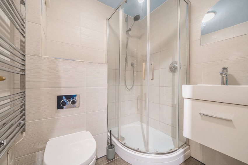 Images for High Wycombe, Buckinghamshire EAID:2640919782 BID:FHH