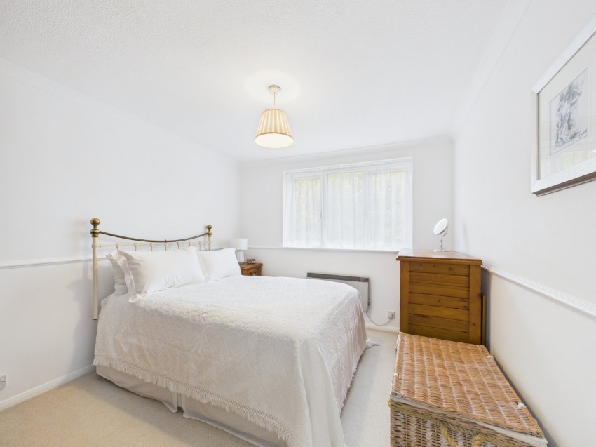 Images for Wooburn Moor, High Wycombe, Buckinghamshire EAID:2640919782 BID:FHH