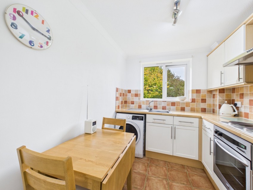 Images for Wooburn Moor, High Wycombe, Buckinghamshire EAID:2640919782 BID:FHH