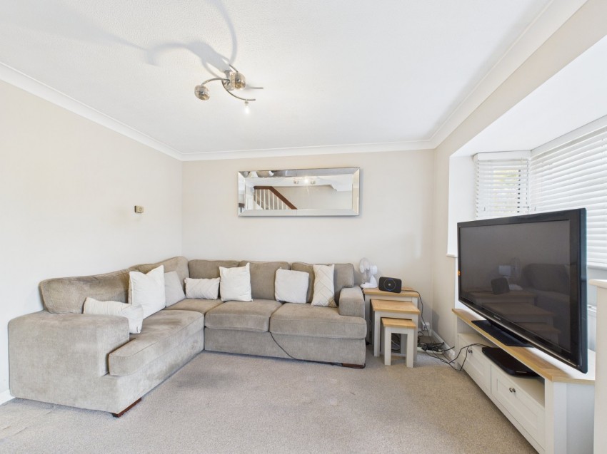 Images for Wooburn Green, High Wycombe, Buckinghamshire EAID:2640919782 BID:FHH