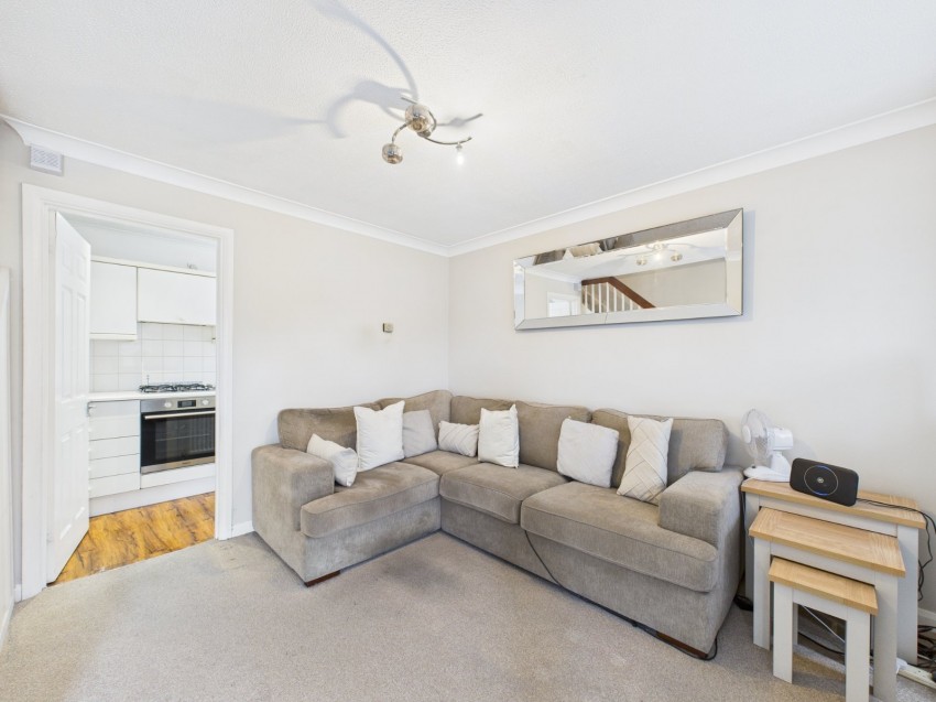 Images for Wooburn Green, High Wycombe, Buckinghamshire EAID:2640919782 BID:FHH