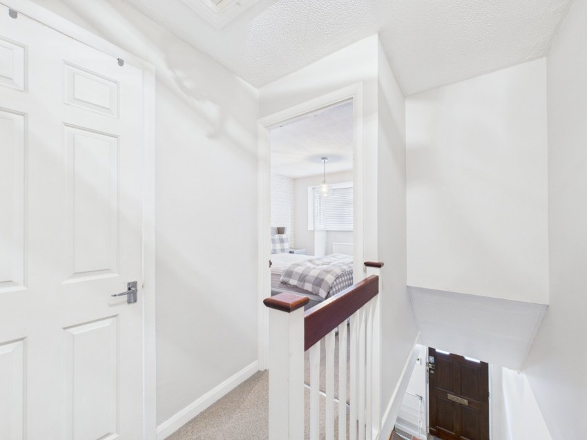 Images for Wooburn Green, High Wycombe, Buckinghamshire EAID:2640919782 BID:FHH