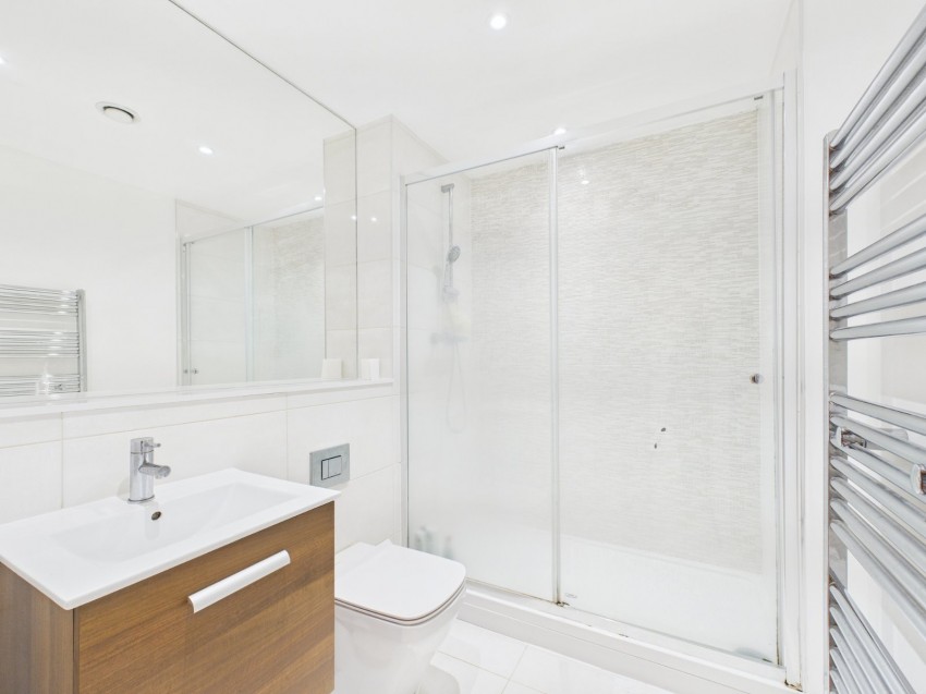 Images for Station Road, 38 Station Road, Loudwater EAID:2640919782 BID:FHH