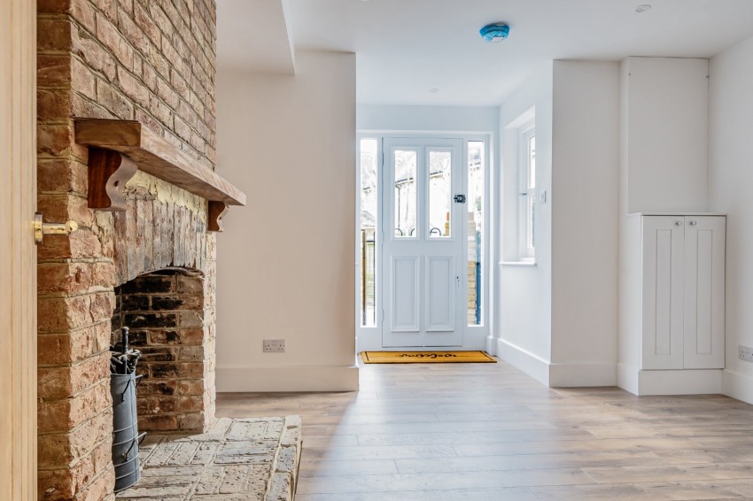 Images for Flackwell Heath, High Wycombe, Buckinghamshire EAID:2640919782 BID:FHH