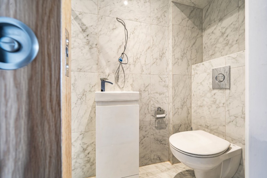 Images for Flackwell Heath, High Wycombe, Buckinghamshire EAID:2640919782 BID:FHH