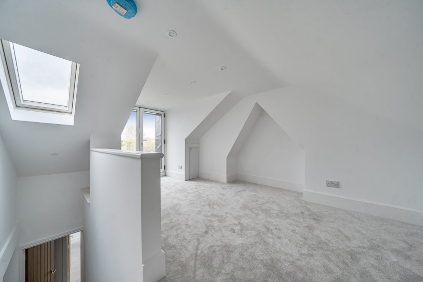 Images for Flackwell Heath, High Wycombe, Buckinghamshire EAID:2640919782 BID:FHH