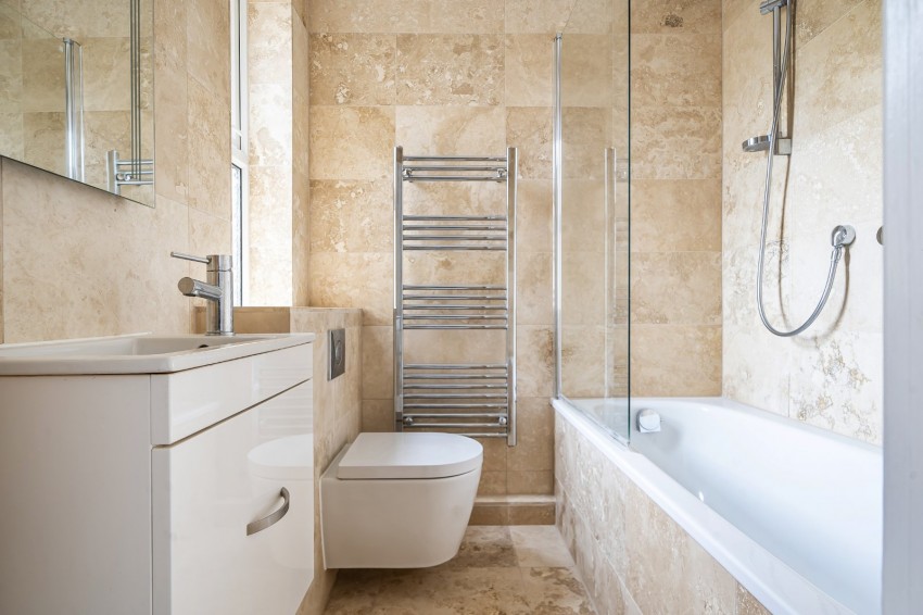 Images for Flackwell Heath, High Wycombe, Buckinghamshire EAID:2640919782 BID:FHH