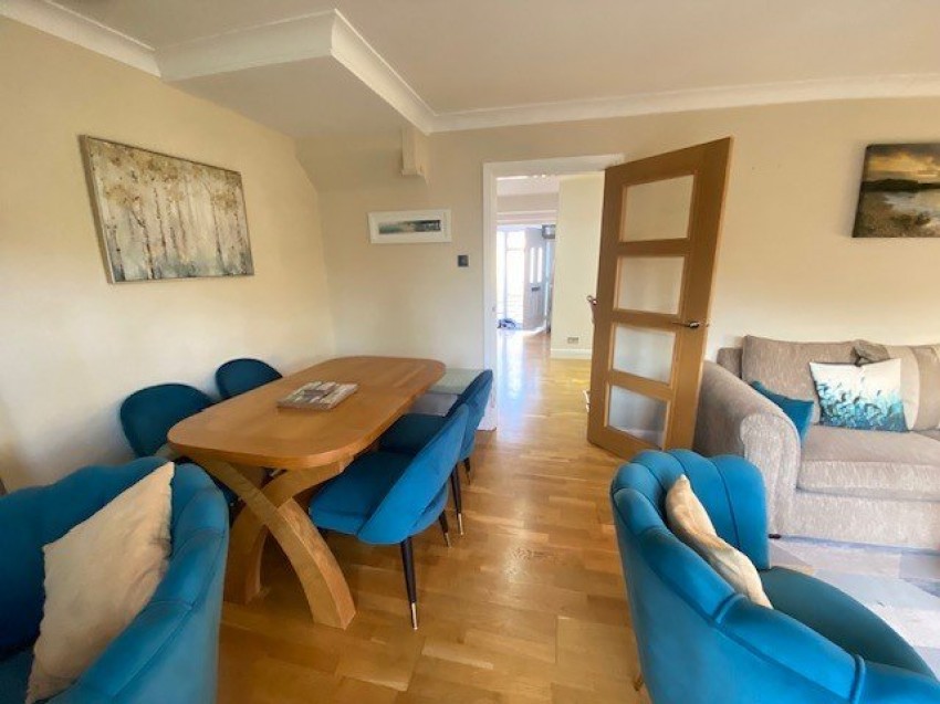 Images for Wooburn Green, High Wycombe, Buckinghamshire EAID:2640919782 BID:FHH