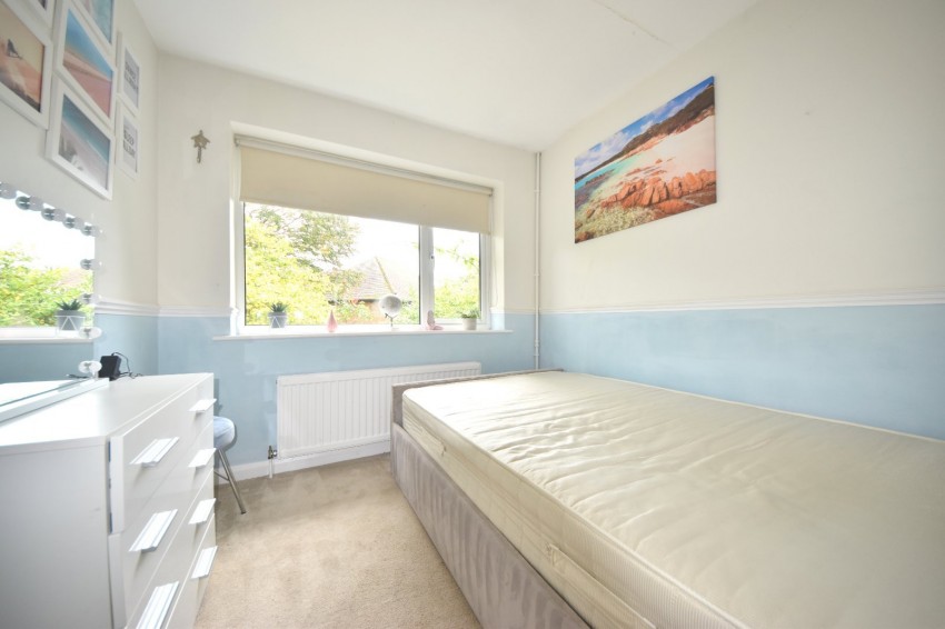 Images for Wooburn Green, High Wycombe, Buckinghamshire EAID:2640919782 BID:FHH