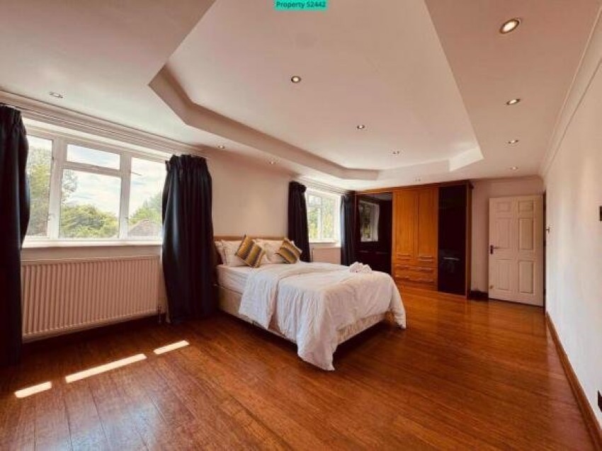 Images for High Wycombe, Buckinghamshire EAID:2640919782 BID:FHH