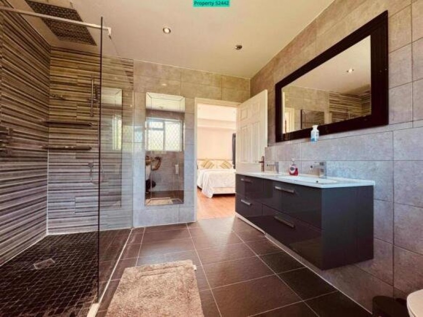 Images for High Wycombe, Buckinghamshire EAID:2640919782 BID:FHH