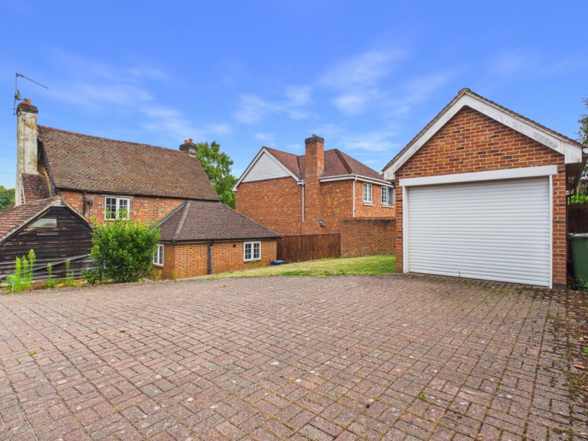 Images for High Wycombe, Buckinghamshire EAID:2640919782 BID:FHH