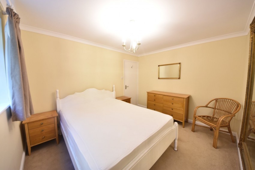 Images for Brambleside, High Wycombe, Buckinghamshire EAID:2640919782 BID:FHL