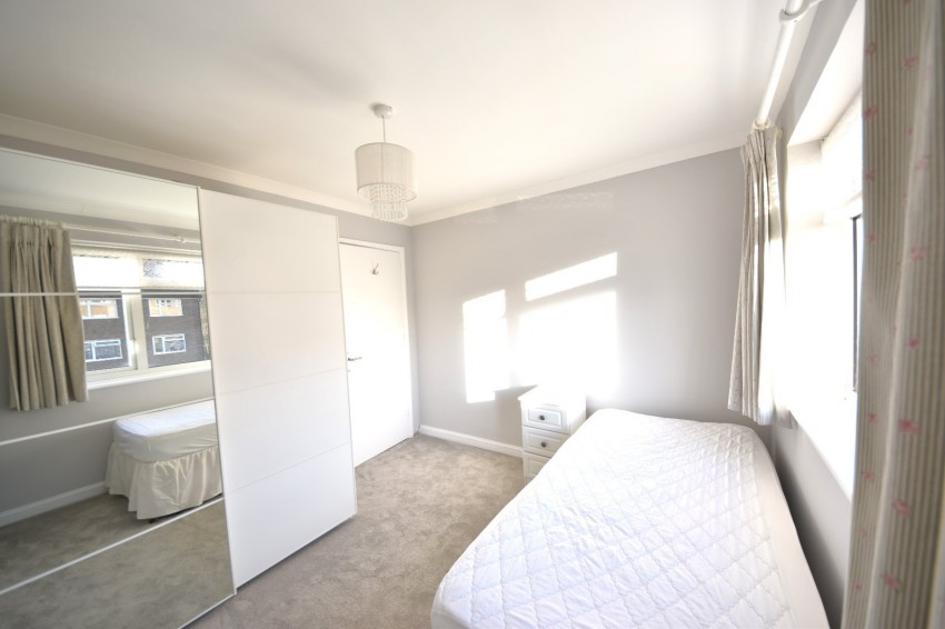 Images for Brambleside, High Wycombe, Buckinghamshire EAID:2640919782 BID:FHL